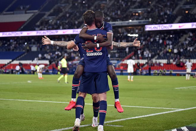 巴黎联合主场大胜小胜梅斯，取得连胜