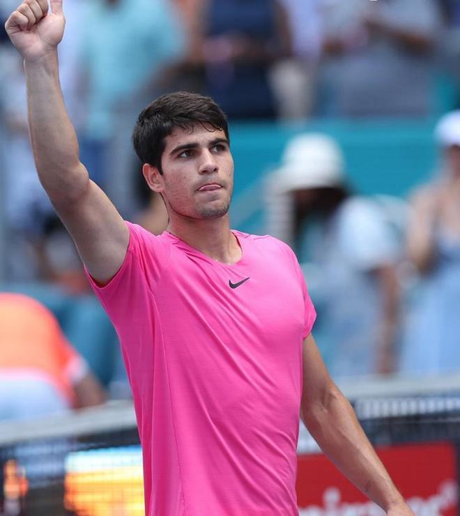 圣马力诺队逆袭连胜跻身八强