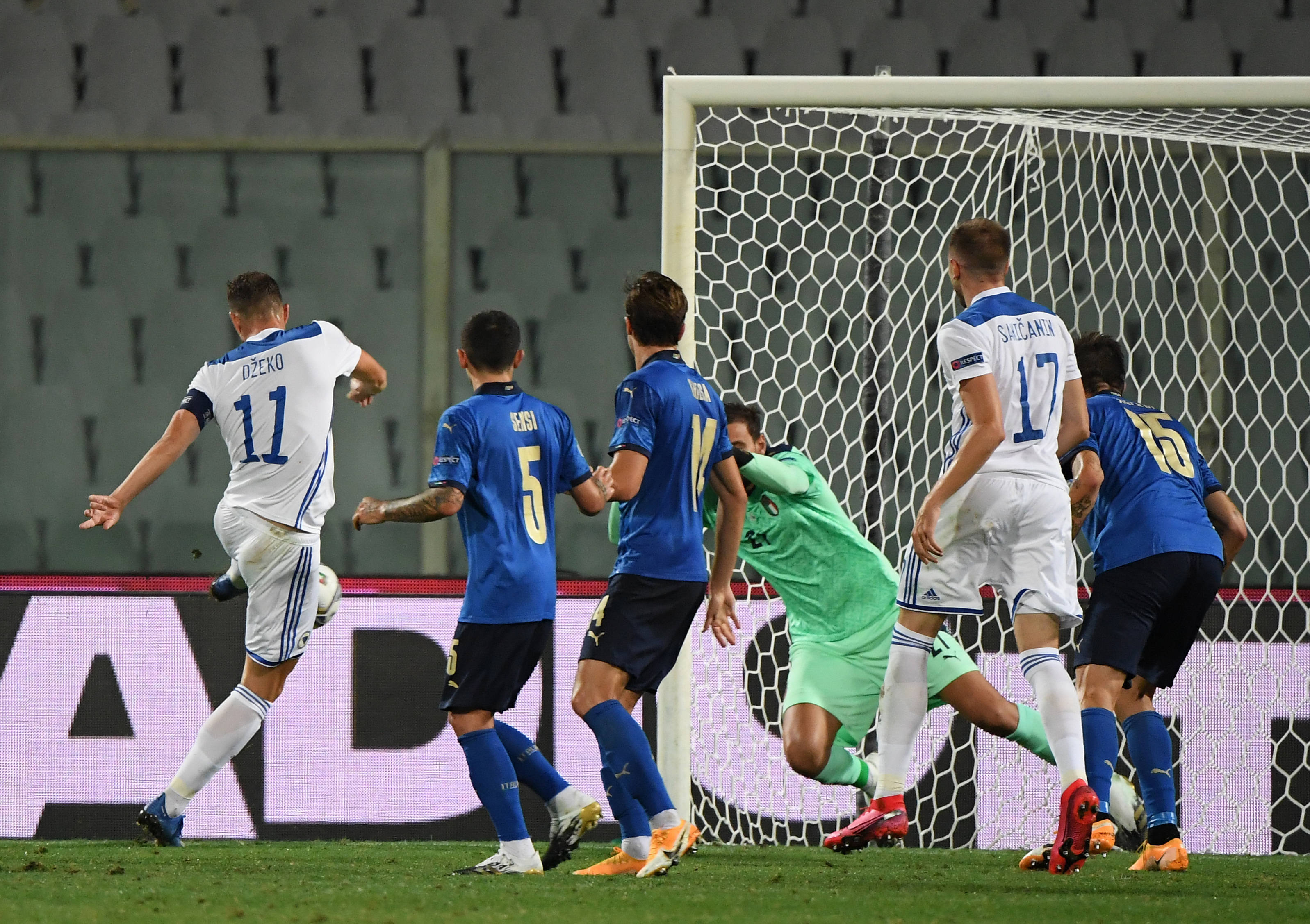 开云官网-意大利足球联赛激烈展开，球队斩获胜利的简单介绍