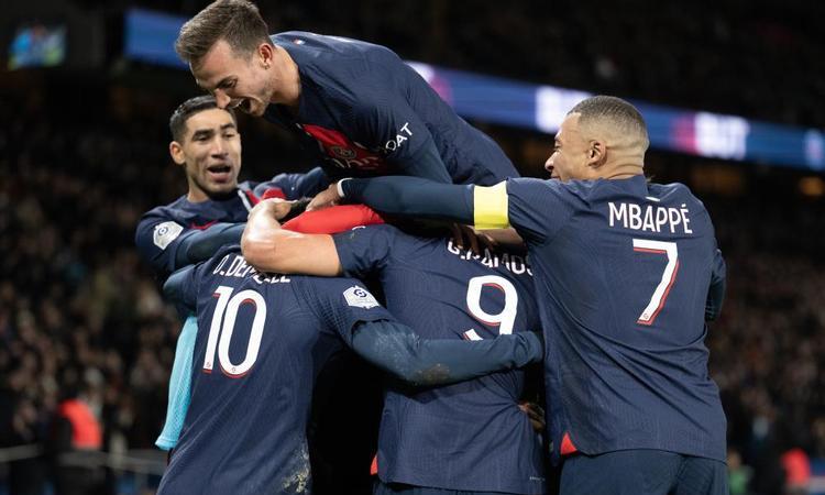 法国队客场击败列支敦士登队