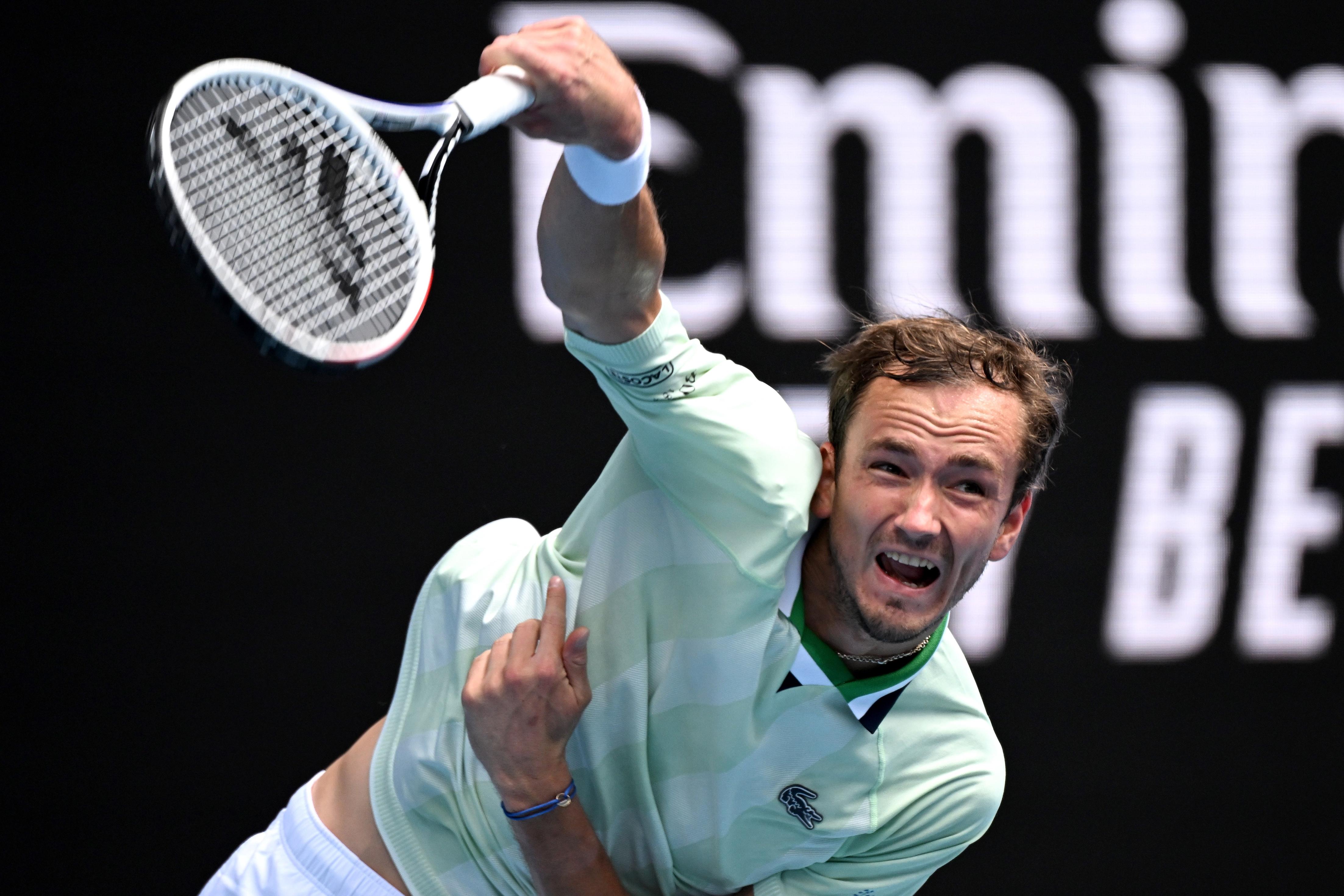 关于英国网球队翻盘欧洲网球队，梅德韦杰夫惊艳世界的信息