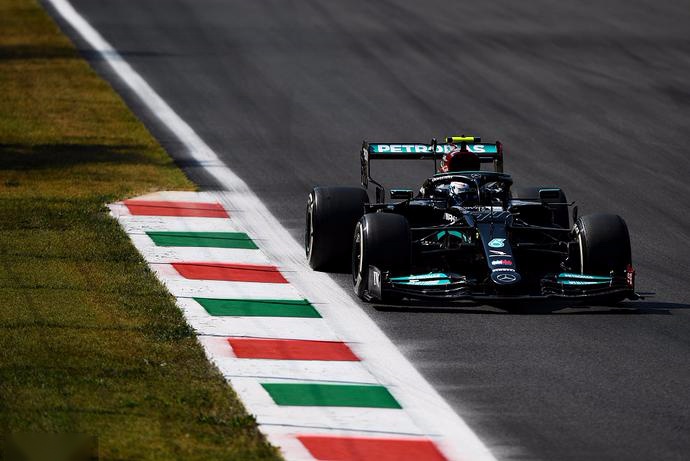 开云体育官网-红牛二队碾压迈凯伦，拉塞尔刷新纪录