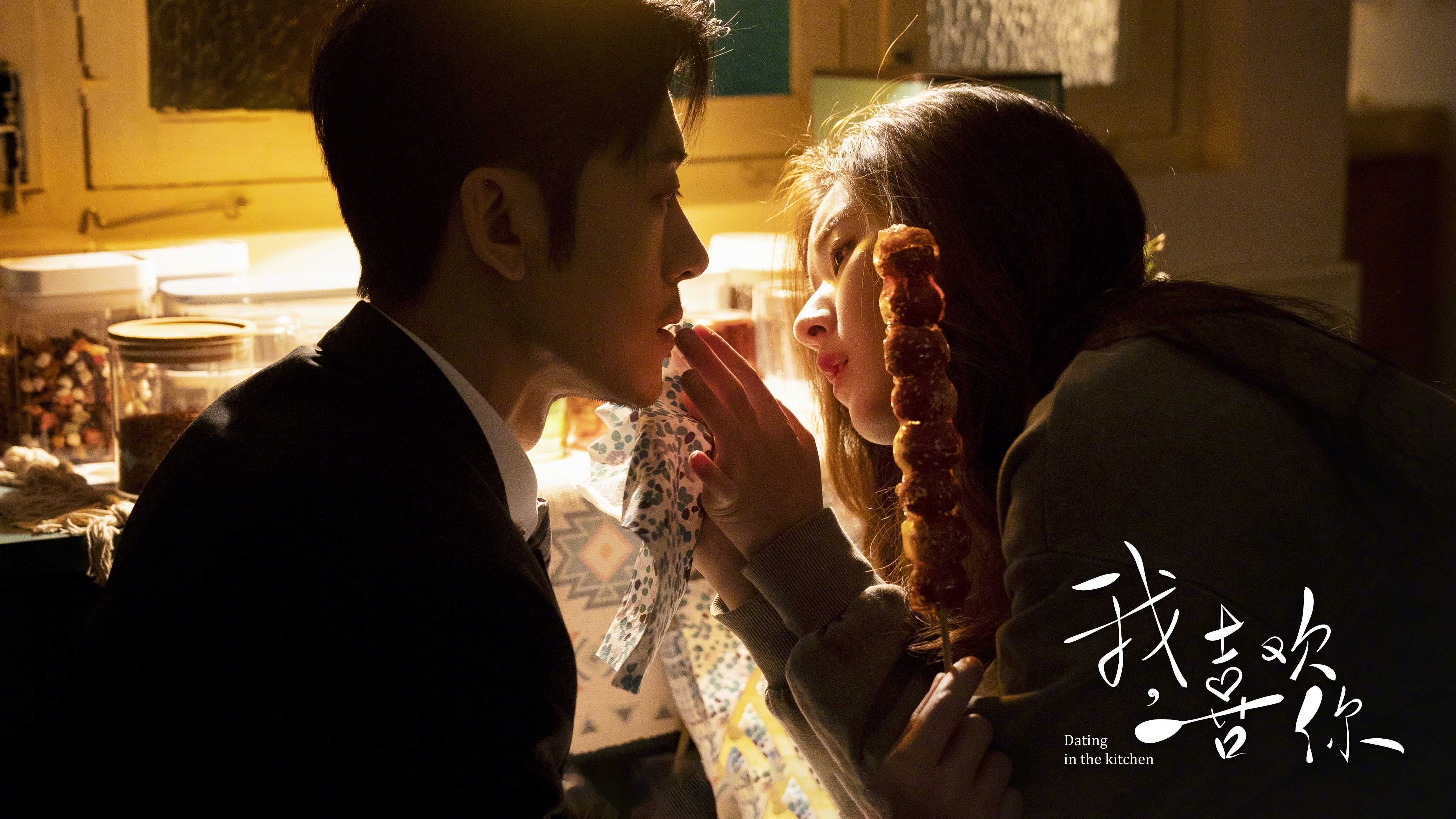 开云体育官网-极限缠斗，一场以F1为幕布的足球街道赛，丹麦上演终极压哨超车