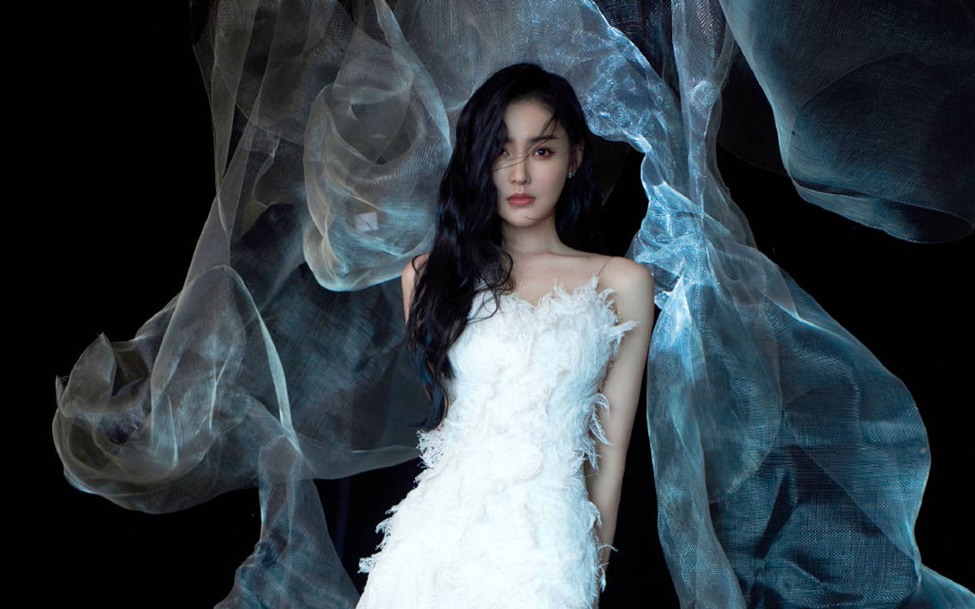 云端博弈,美加墨绿茵史诗,曼城以秩序之刃逆转巴萨幻梦